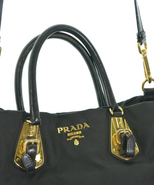 PRADA กระเป๋าถือ