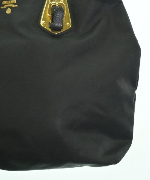 PRADA กระเป๋าถือ