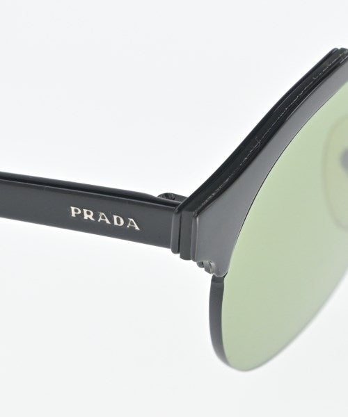 PRADA แว่นกันแดด