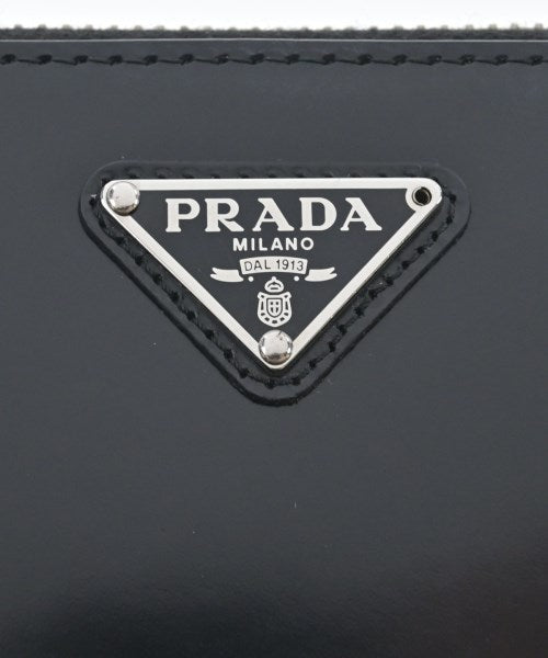 PRADA กระเป๋า
