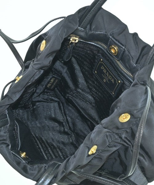 PRADA กระเป๋าถือ