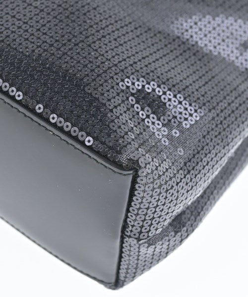 PRADA กระเป๋าถือขนาดใหญ่