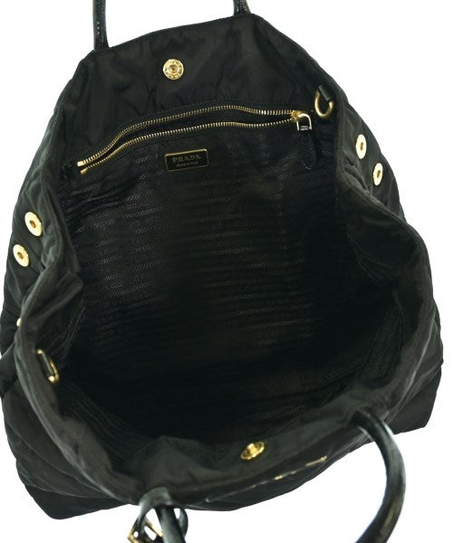 PRADA กระเป๋าถือขนาดใหญ่