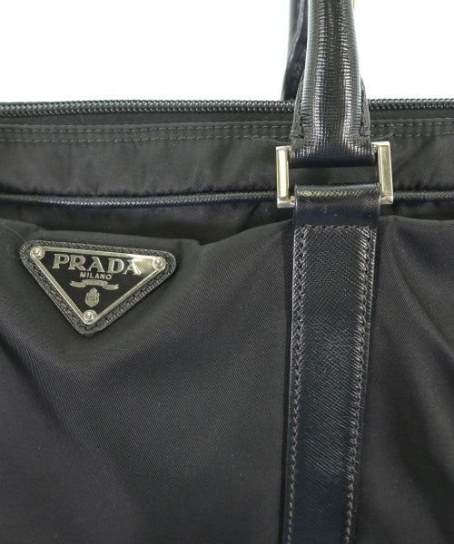 PRADA กระเป๋าธุรกิจ
