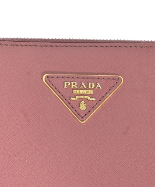 PRADA กระเป๋าถือขนาดใหญ่