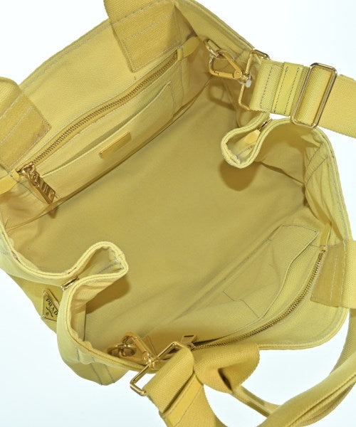 PRADA กระเป๋าถือขนาดใหญ่