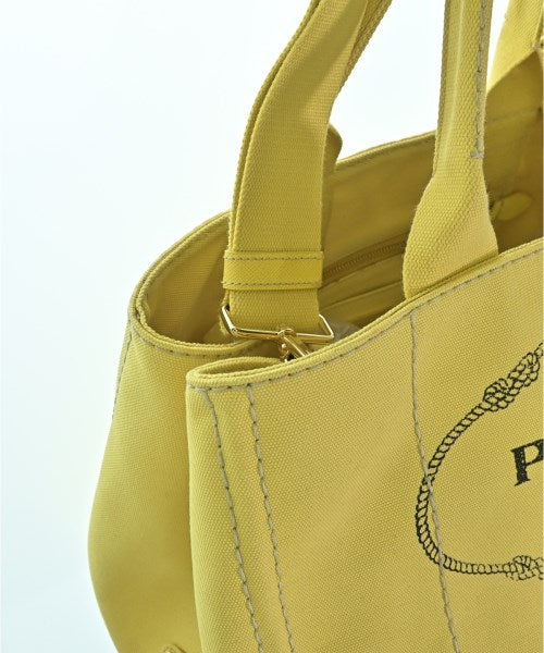 PRADA กระเป๋าถือขนาดใหญ่