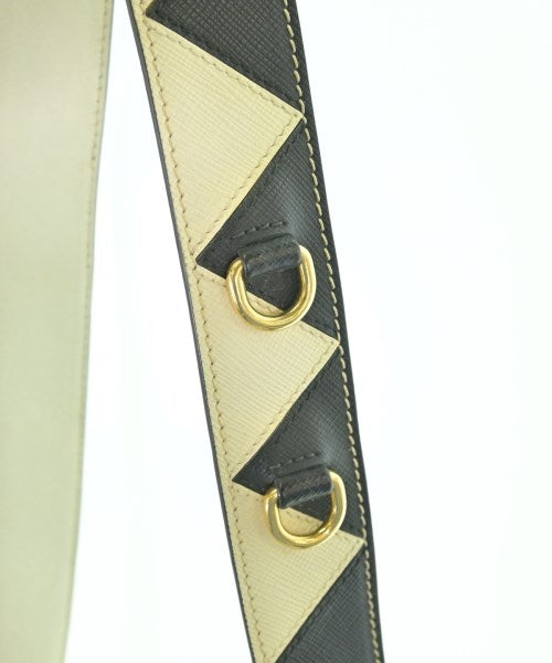 PRADA กระเป๋าถือ