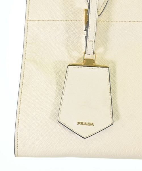 PRADA กระเป๋าถือ