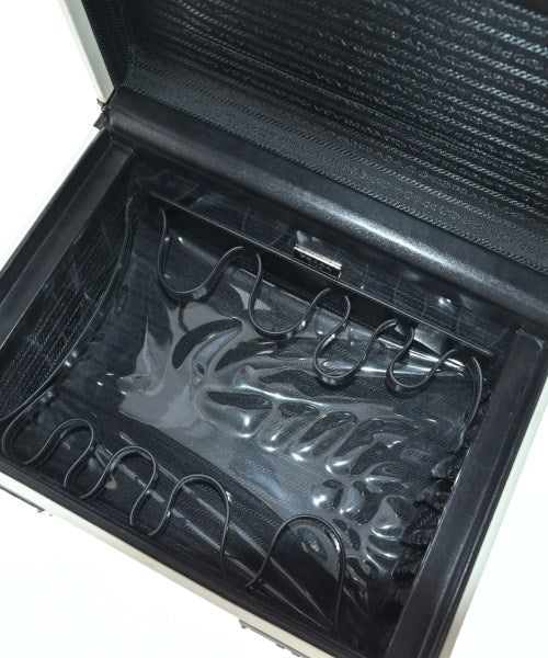 PRADA กระเป๋าถือ