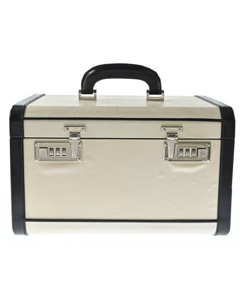 PRADA กระเป๋าถือ