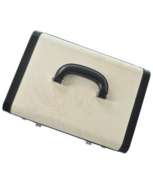PRADA กระเป๋าถือ
