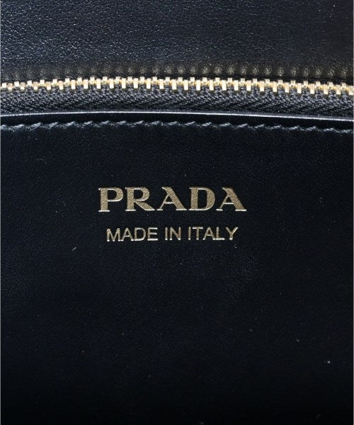 PRADA กระเป๋าถือขนาดใหญ่