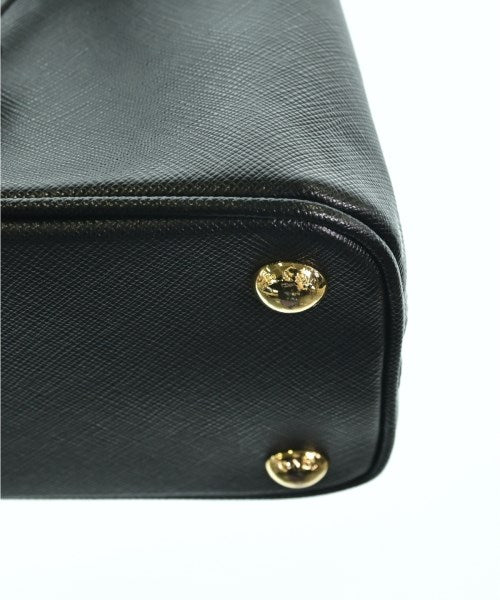 PRADA กระเป๋าถือ