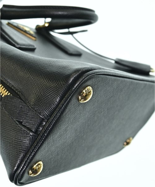 PRADA กระเป๋าถือ