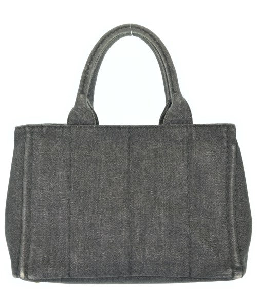 PRADA กระเป๋าถือขนาดใหญ่