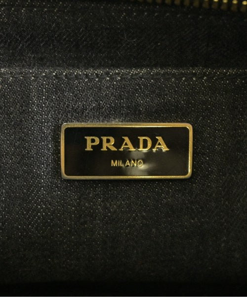 PRADA กระเป๋าถือขนาดใหญ่