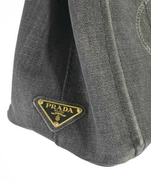 PRADA กระเป๋าถือขนาดใหญ่