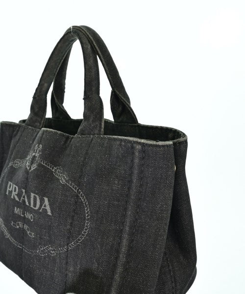PRADA กระเป๋าถือ