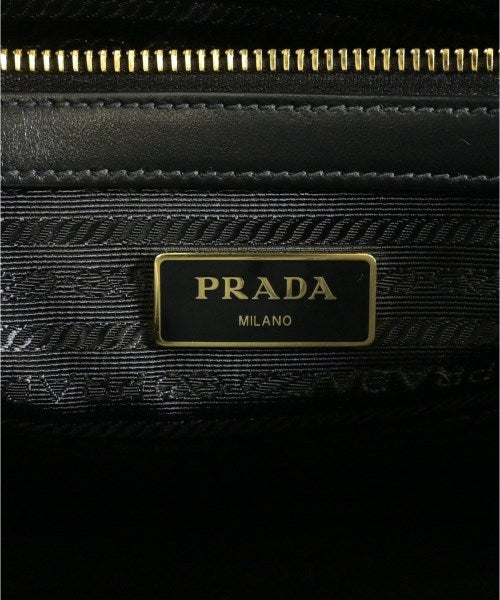 PRADA กระเป๋าถือ