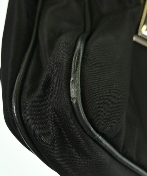 PRADA กระเป๋าธุรกิจ