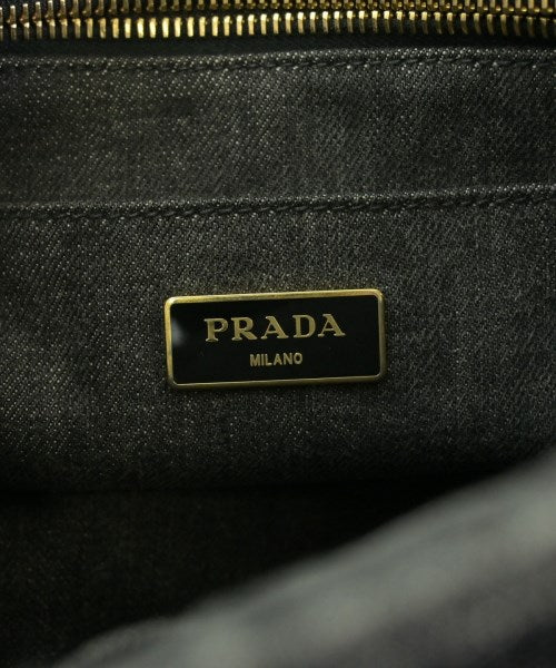 PRADA กระเป๋าถือขนาดใหญ่