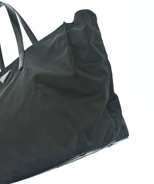 PRADA กระเป๋าถือขนาดใหญ่