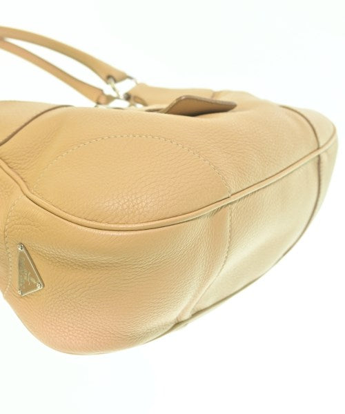 PRADA กระเป๋าถือ