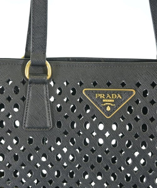 PRADA กระเป๋าถือขนาดใหญ่