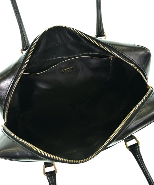 PRADA กระเป๋าใส่อุปกรณ์ขนาดใหญ่