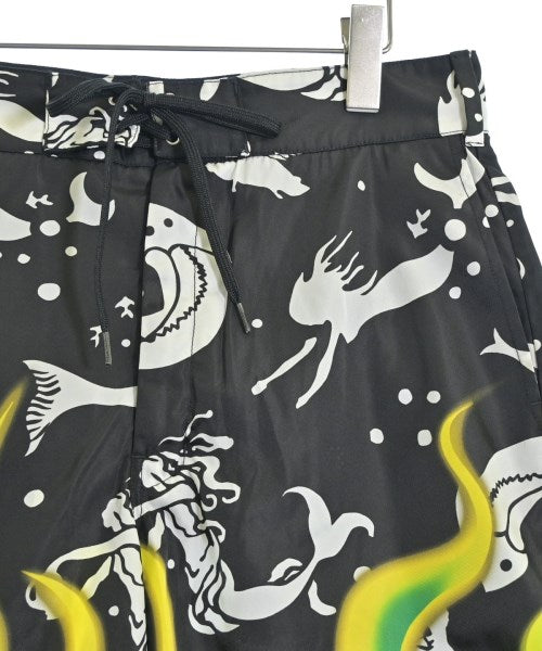 PRADA กางเกงขาสั้น