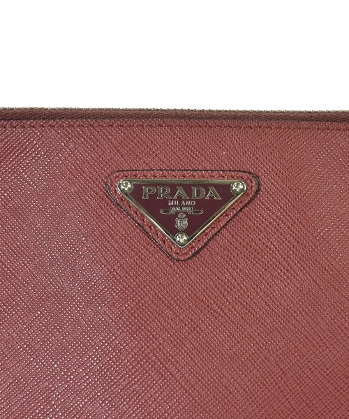 PRADA คลัตช์