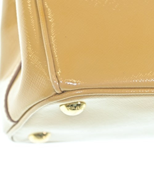 PRADA กระเป๋าถือ