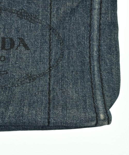 PRADA กระเป๋าถือขนาดใหญ่