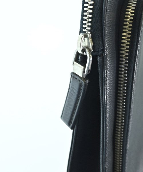 PRADA กระเป๋าธุรกิจ