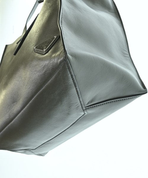 PRADA กระเป๋าสะพาย