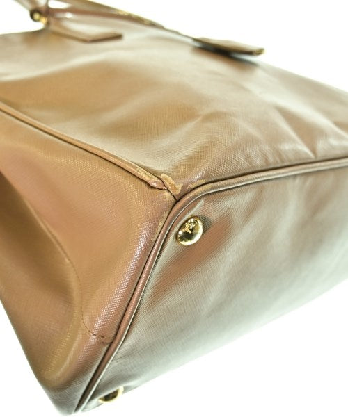 PRADA กระเป๋าถือขนาดใหญ่