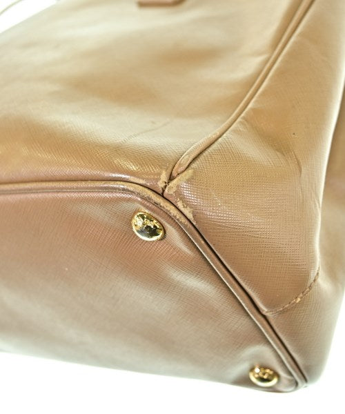 PRADA กระเป๋าถือขนาดใหญ่