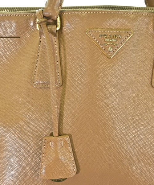 PRADA กระเป๋าถือขนาดใหญ่