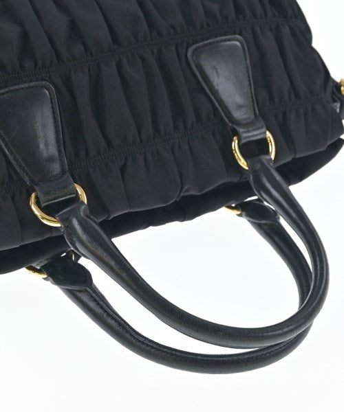 PRADA กระเป๋าถือ