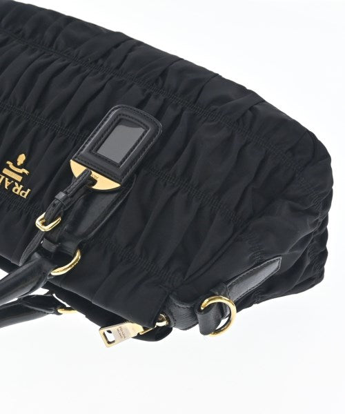 PRADA กระเป๋าถือ