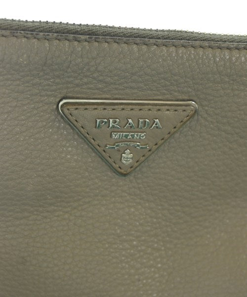 PRADA กระเป๋า อื่น