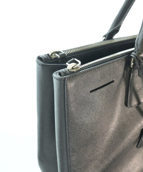 PRADA กระเป๋าธุรกิจ