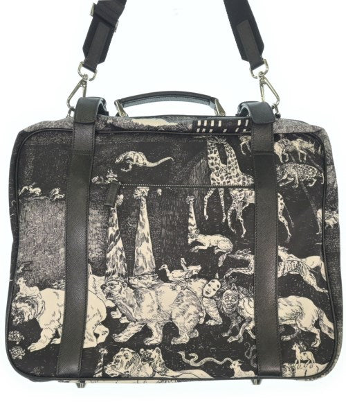 PRADA กระเป๋าธุรกิจ