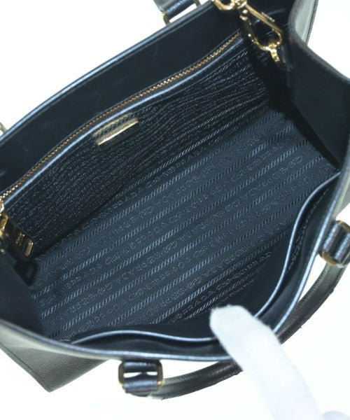 PRADA กระเป๋าถือขนาดใหญ่