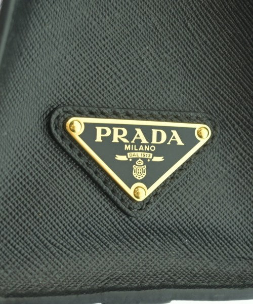 PRADA กระเป๋าถือขนาดใหญ่