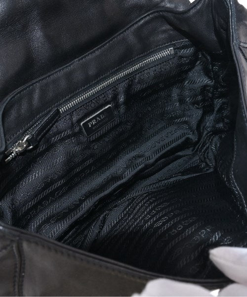 PRADA กระเป๋าถือ