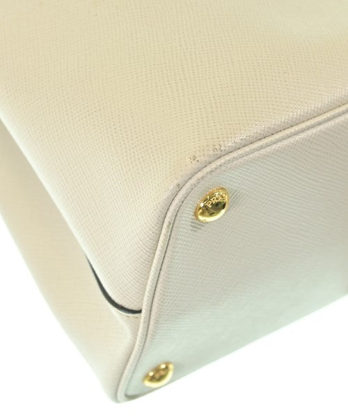 PRADA กระเป๋าถือ