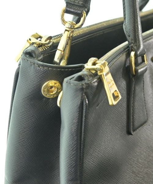 PRADA กระเป๋าถือ