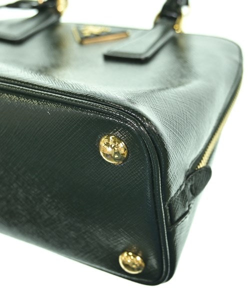 PRADA กระเป๋าถือ